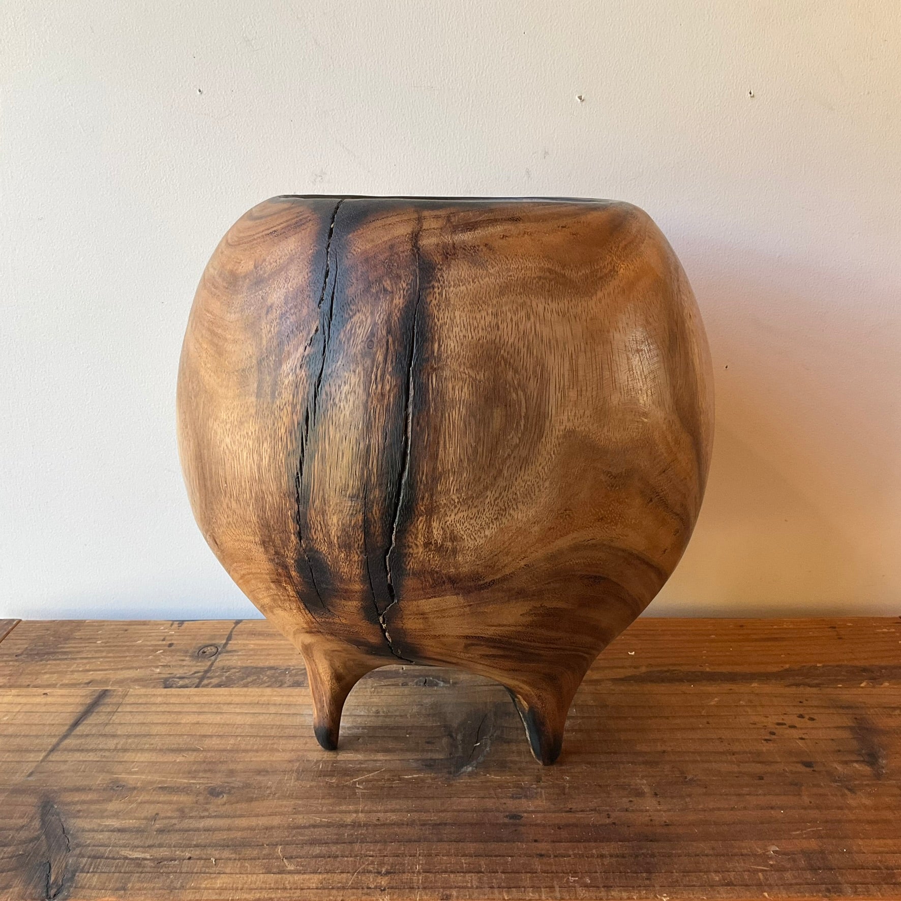 ブラウントラウト　木製　オブジェ thum02.jpg