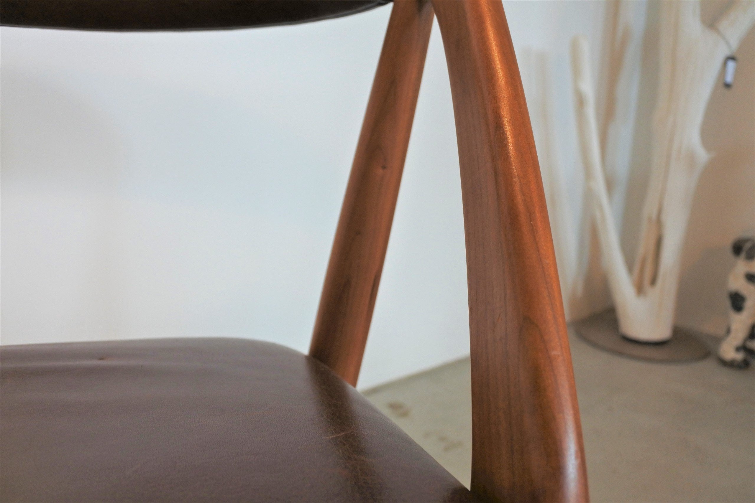 クラフトジャーナル｜宮崎椅子製作所｜HANDY ロータイプ – CRAFT JOURNAL