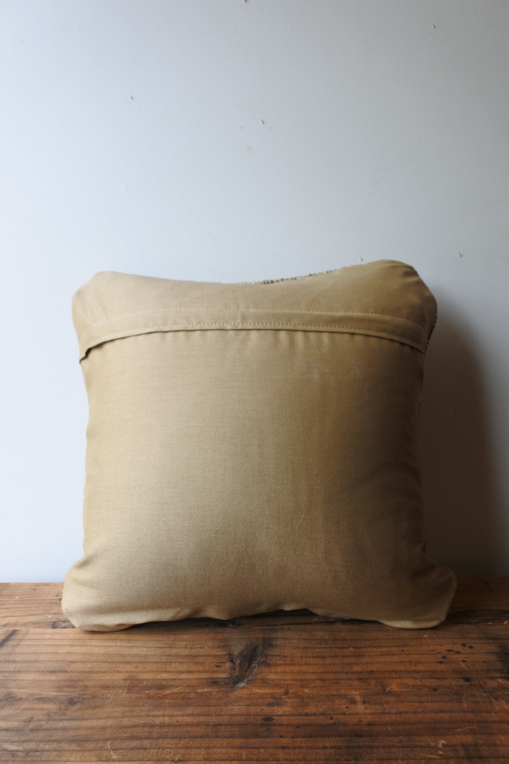 オールドキリムクッション40角（KC40-023） – CRAFT JOURNAL